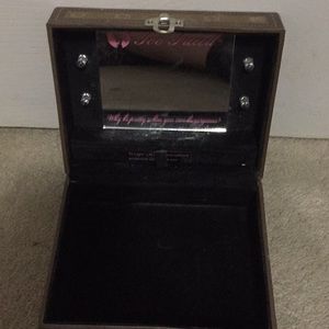 Jewelry Box which light up